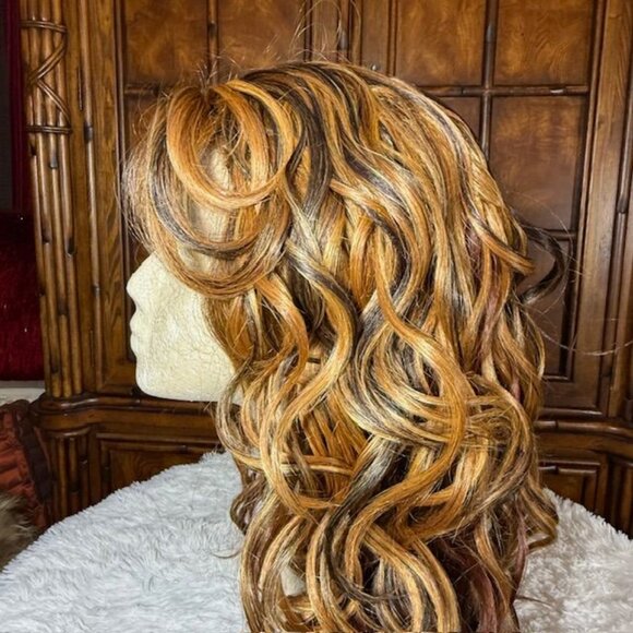 Pazazz PL-Judi Designer Collection 27" Lace Front Wavy Color F467 Synthetic Wig - Picture 14 of 16